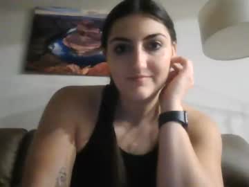 girl
        lynn1717 cam image #423470