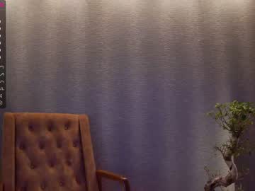 girl
        karrin cam image #823534
