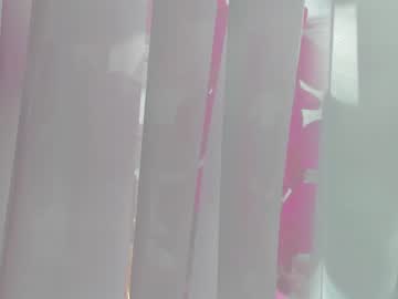 girl
        sweety_rinushka_ cam image #2178639