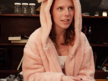 girl
        purexnymph cam image #357154