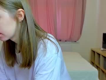 girl
        x_jesse_x cam image #2423087