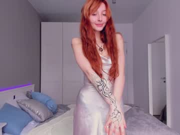girl
        jennifer_ewans cam image #1589987