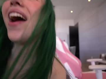 girl
        bailey_eilish cam image #6230620