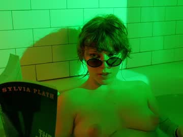 girl
        sisypheanlove cam image #1270391