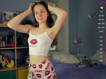 girl
        youne_and_beautiful cam image #1796493