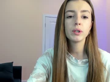 girl
        coy_amina_ cam image #591164