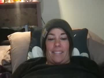 girl
        bigtittygoddess25 cam image #3718850