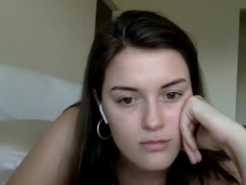 girl
        junesworld cam image #2670200