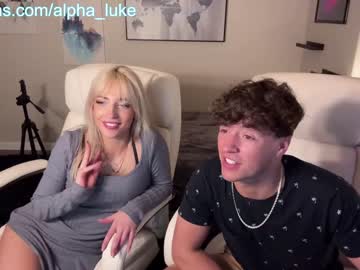 couple
        alpha_luke cam image #3819533