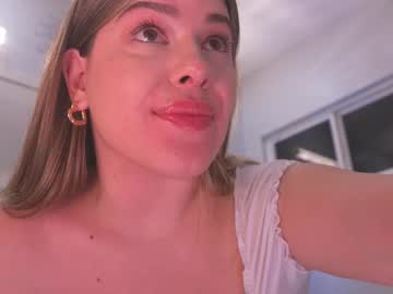 girl
        lana_rosy cam image #6255854