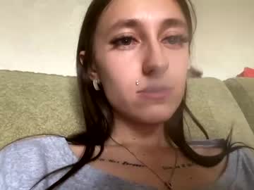 couple
        viktoria9898 cam image #2709337