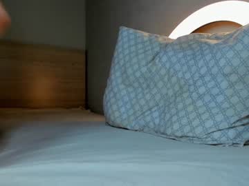 girl
        murbur cam image #2553659