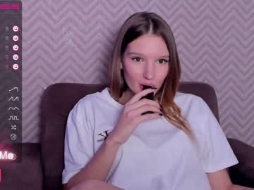 girl
        aylin_cute cam image #570594
