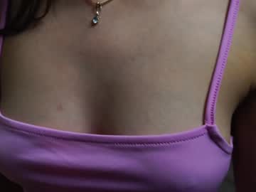 girl
        samramires cam image #4174565