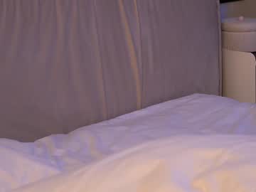 girl
        kathariine cam image #6663010