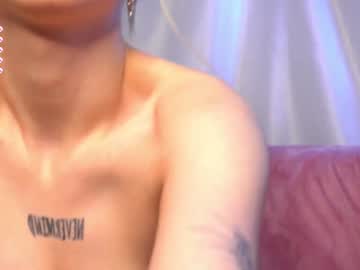 girl
        flirtykitty_ cam image #5352289