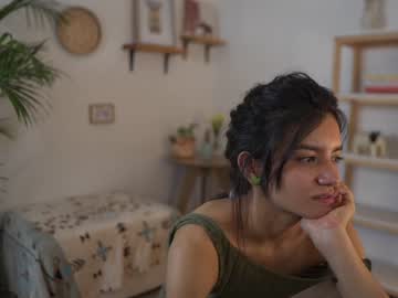 girl
        urcutelinda cam image #4013328