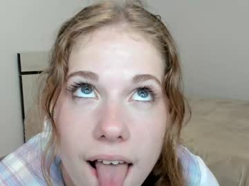 girl
        jul_jul_jul cam image #2033509