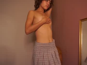 girl
        lenaelisabeth cam image #2993300