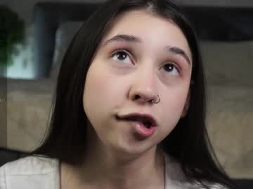 girl
        zarascarlett cam image #6033969