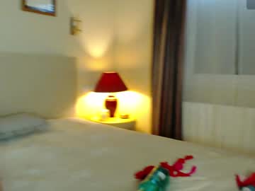 couple
        fkn_couple cam image #4598356