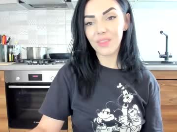 girl
        missnelly cam image #2012358