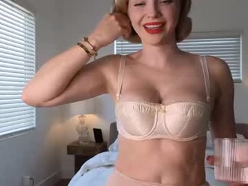 girl
        wolfetrap cam image #1548500