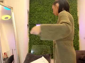 girl
        hotfallingdevil cam image #5963122