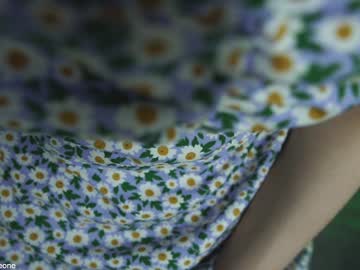 girl
        _annieone cam image #1906578