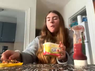girl
        emostonerkitty cam image #5517563