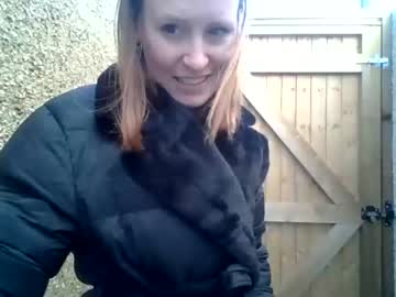 girl
        eatmypie69 cam image #3083947