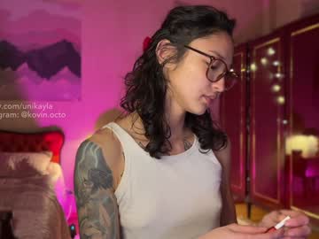 girl
        _octopussy_ cam image #6089289