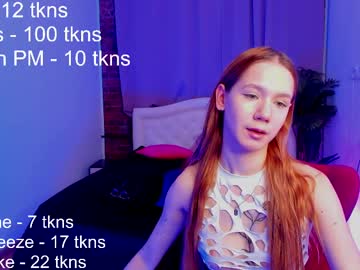 girl
        elizabeth_daily cam image #6322648