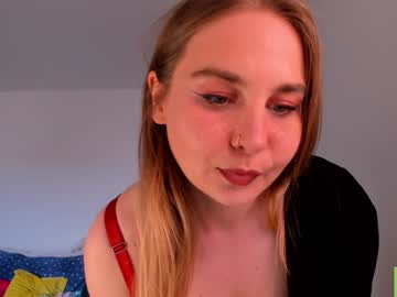 girl
        sweetmila1 cam image #6904359