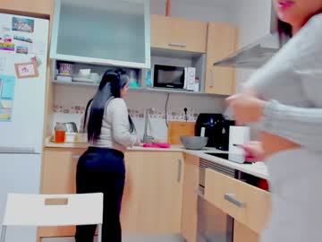 couple
        redskyxxx_ cam image #5721631