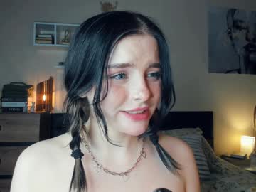 girl
        cute_caprice cam image #6749659
