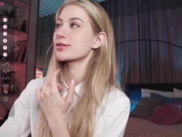 girl
        _icecrystal cam image #4783876