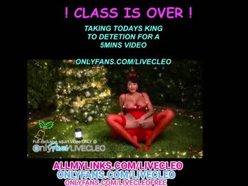 girl
        livecleo cam image #401454