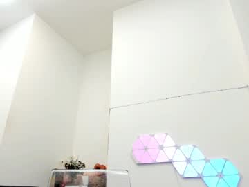 girl
        hotfallingdevil cam image #4496033