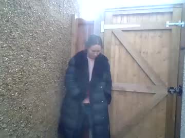 girl
        eatmypie69 cam image #3478089
