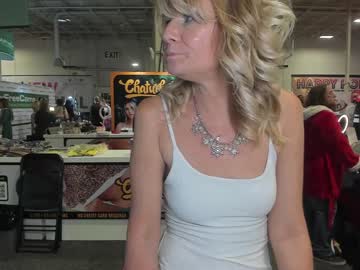 girl
        avapheonix cam image #357034
