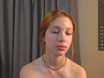 girl
        shirleywhitney cam image #2490918
