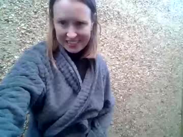 girl
        eatmypie69 cam image #2680968