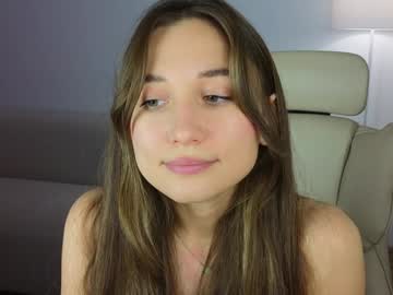 girl
        ambertan1 cam image #5968027