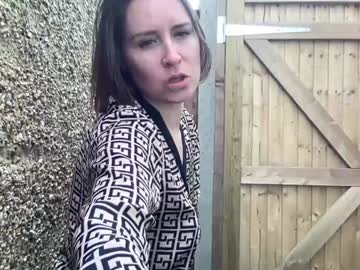 girl
        eatmypie69 cam image #4340436