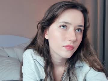 girl
        gina_gracia cam image #3374068