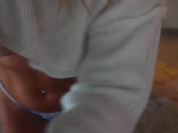 girl
        alex499990 cam image #5960342