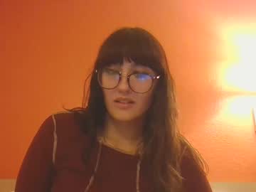 girl
        riskyb123 cam image #6859313