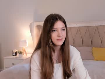 girl
        ohwherearemymanners cam image #3964286