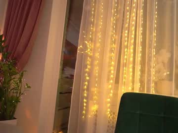 girl
        sweety_rinushka_ cam image #3027478